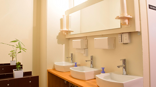 IZA Tokyo Asakusa Hostel-Facilities-Shower&Powder room